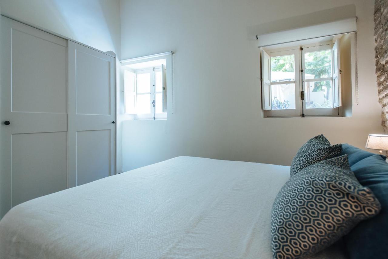Cozy Apartment In House-Palace With Private Patio セビリア エクステリア 写真